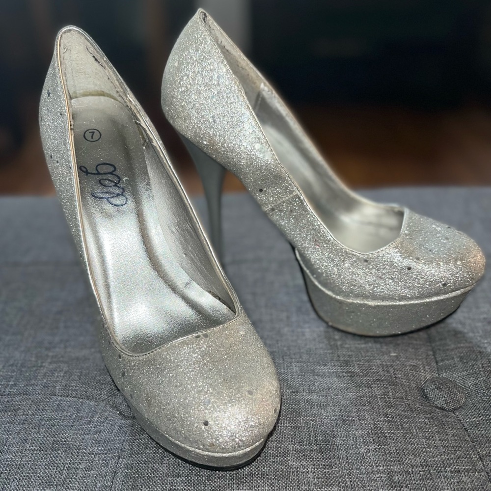Deb Silver Glitter/Sequin Platform Heels 7